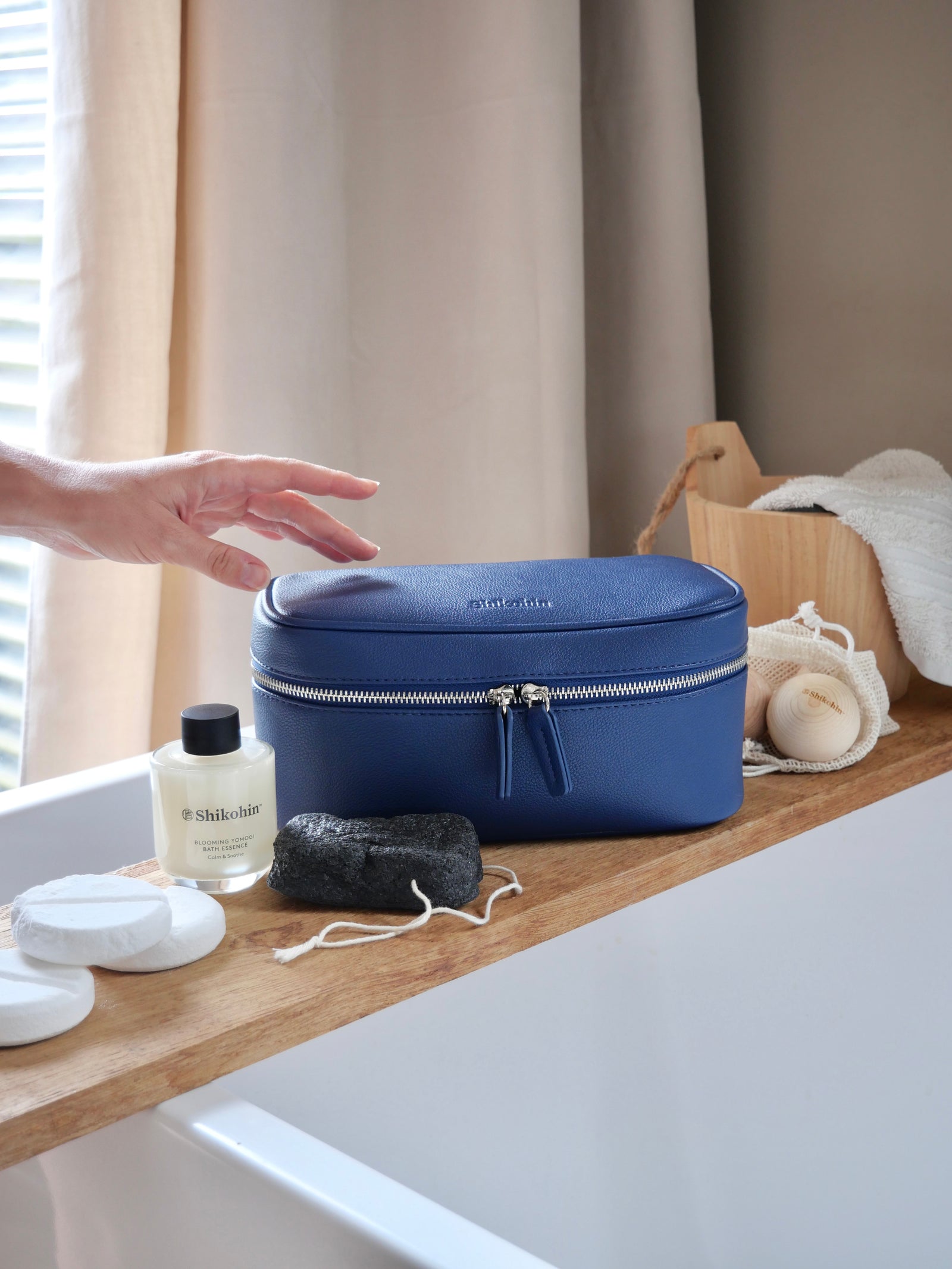 Japanese Hot Spring Bath Set  Shikohin   